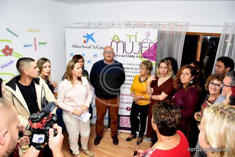 La inauguración de la nueva sede del colectivo tuvo lugar este miércoles por la tarde (Foto Antonio Alí)